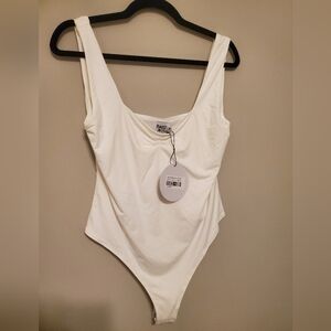 WHITE BODYSUIT SIZE 10